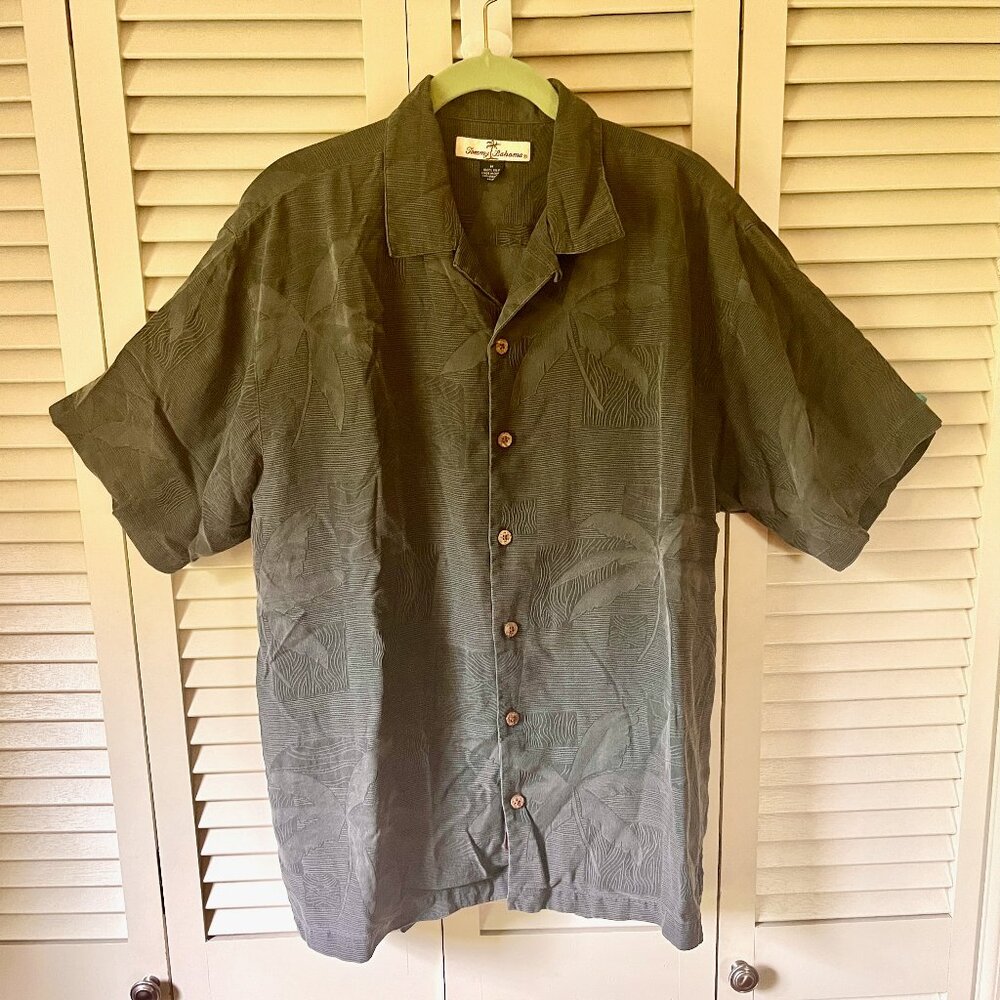 Tommy Bahama * Mens Medium * Silk * Gray/Black * Camp Shirt * Jacquard * Exc Cnd